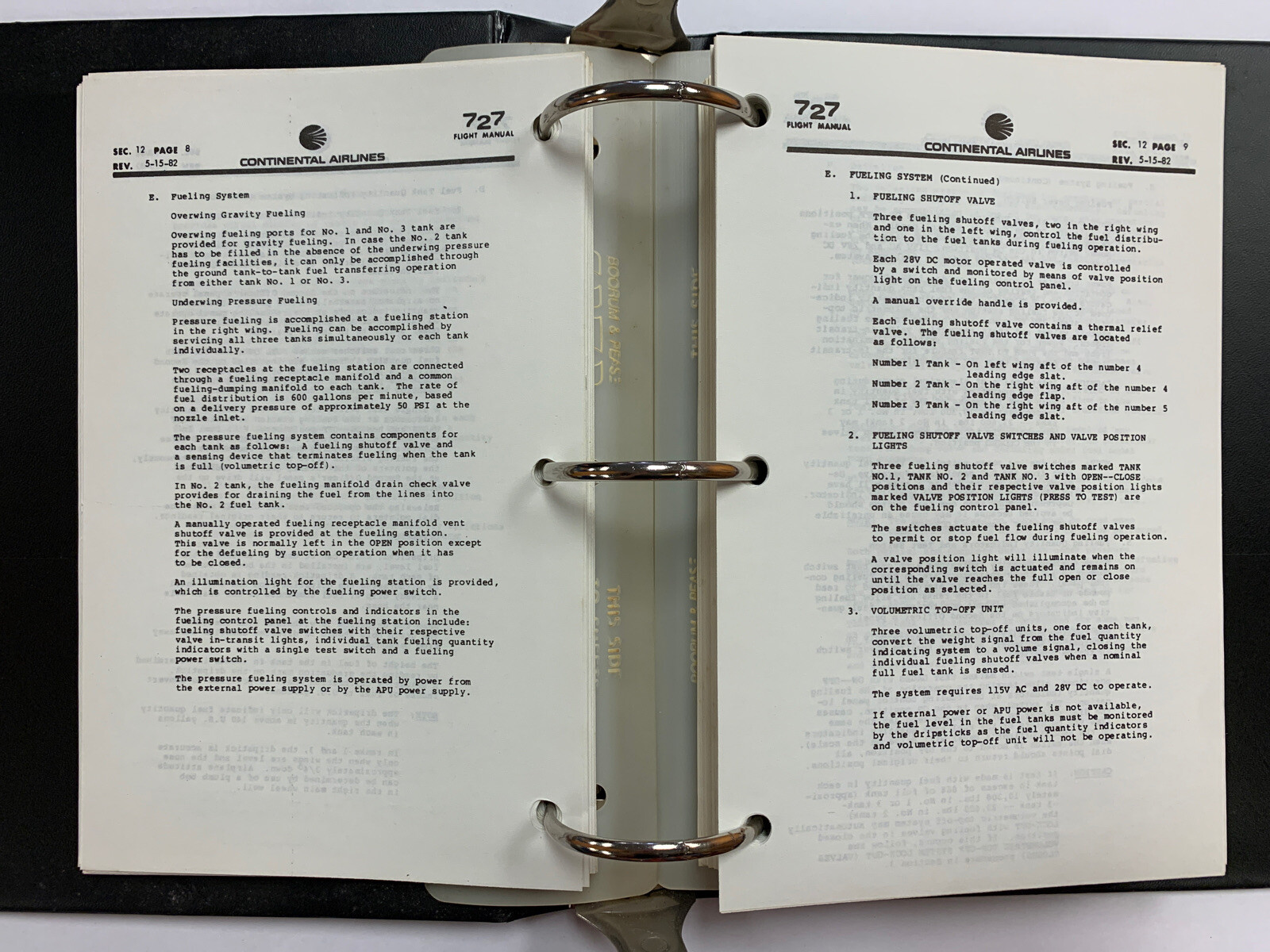 Continental 727 Flight Manual, 2 Volumes - Copy