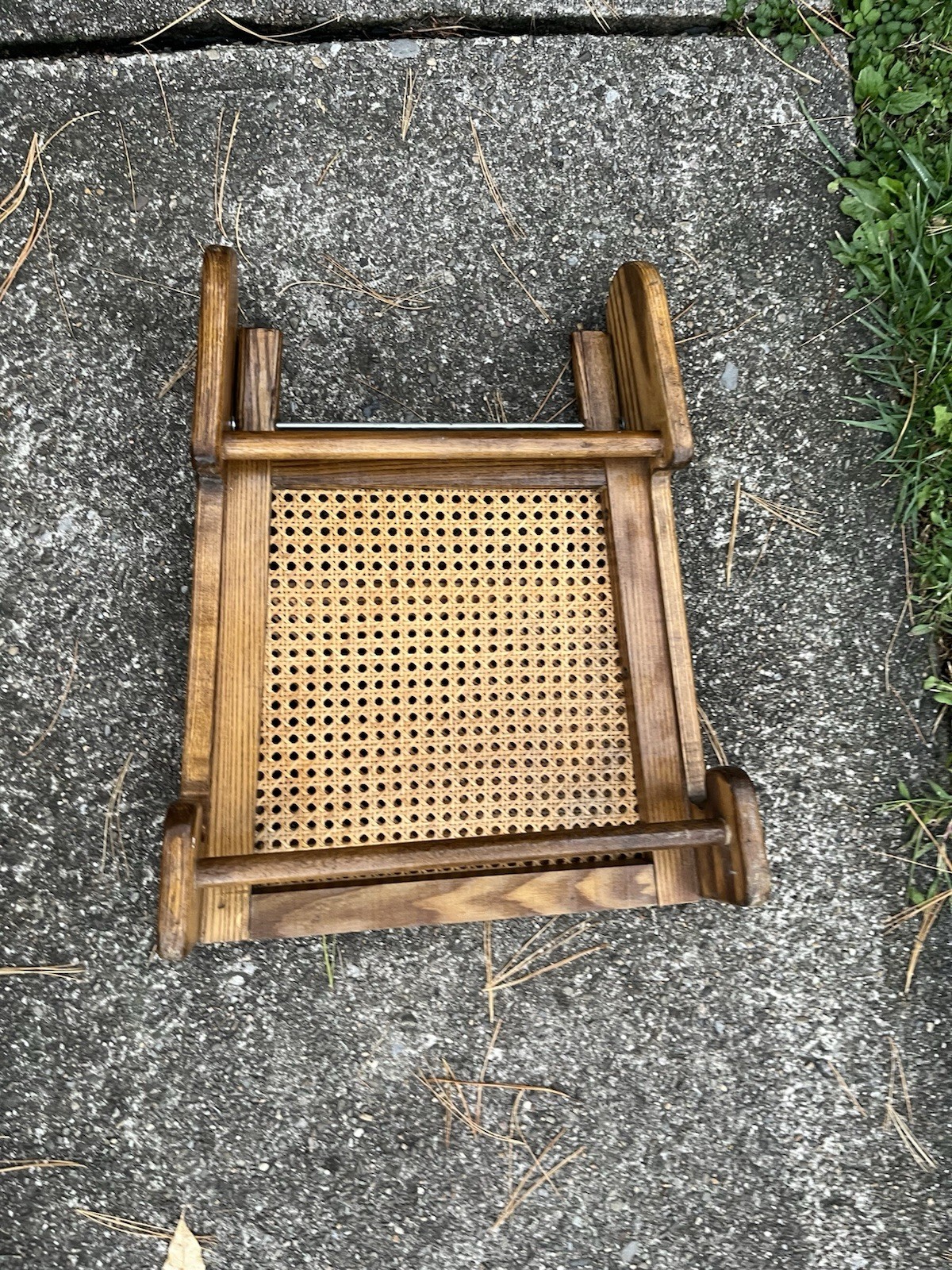 Vintage Folding Wood & Cane Canoe / Stadium Seat