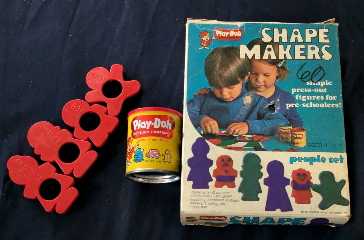 1972 Play-Doh Shape Makers People Set 4 Shapes 2oz Unopened Red Doh Can In Box