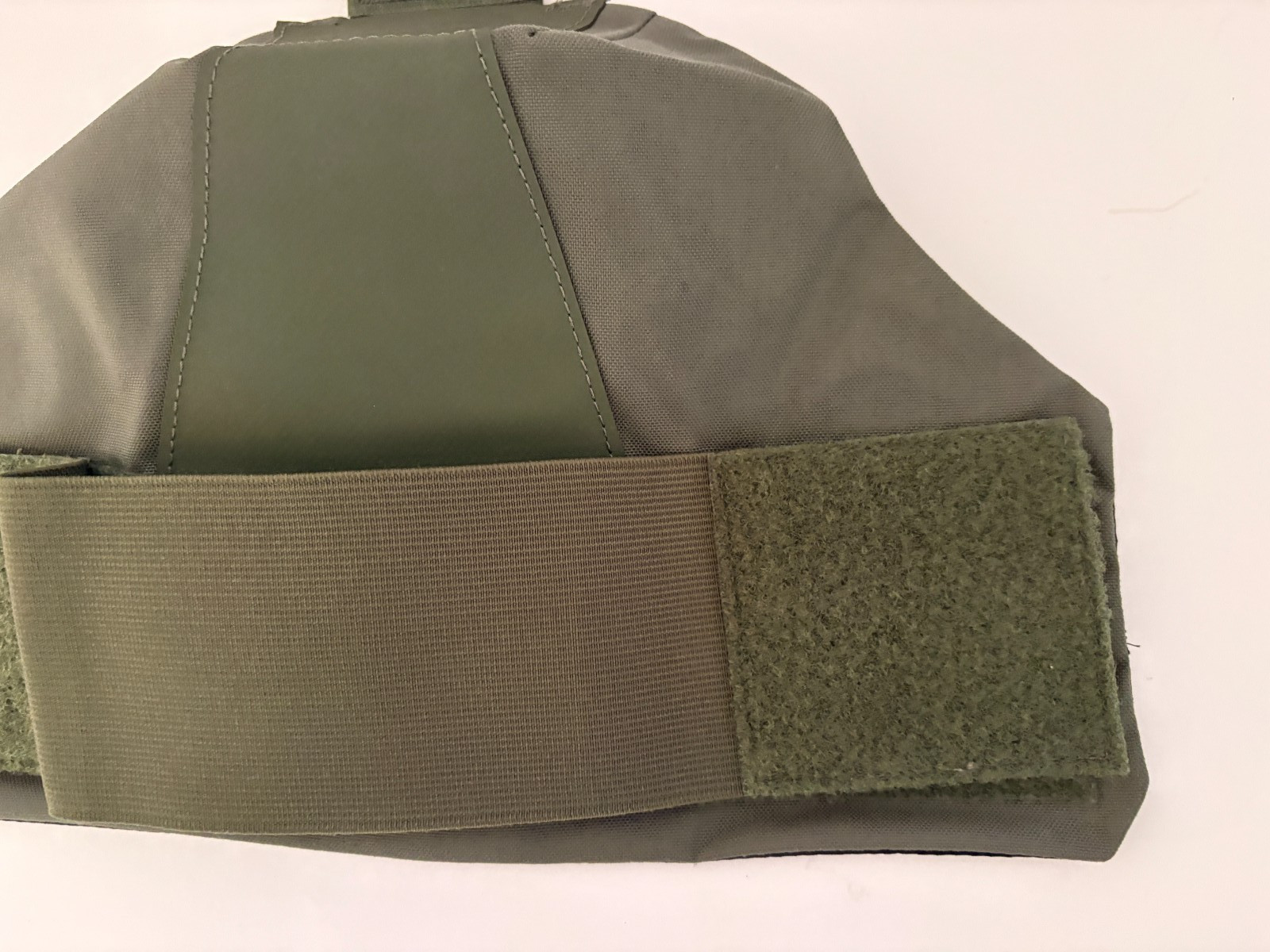 SAFARILAND/PROTECH Structured Upper Arm/Bicep Protector 2 Piece GreenW/Strap