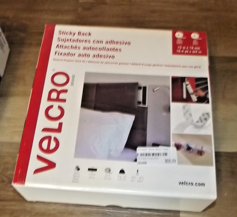 NEW VELCRO 30633 16.4yds. x 3/4in. General Purpose Sticky Back , White T121