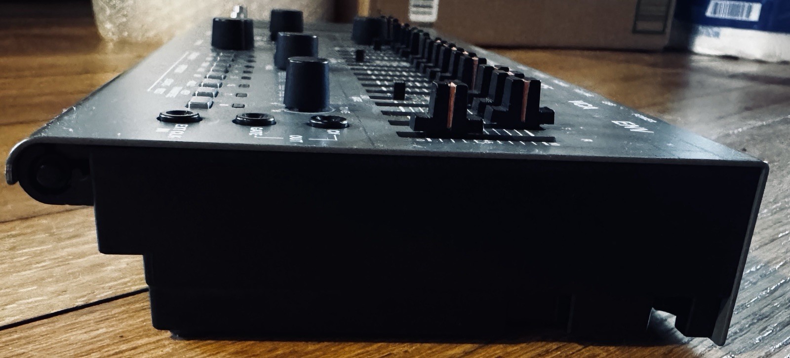 Roland SH-01A Synthesizer - Monosynth - Excellent Condition