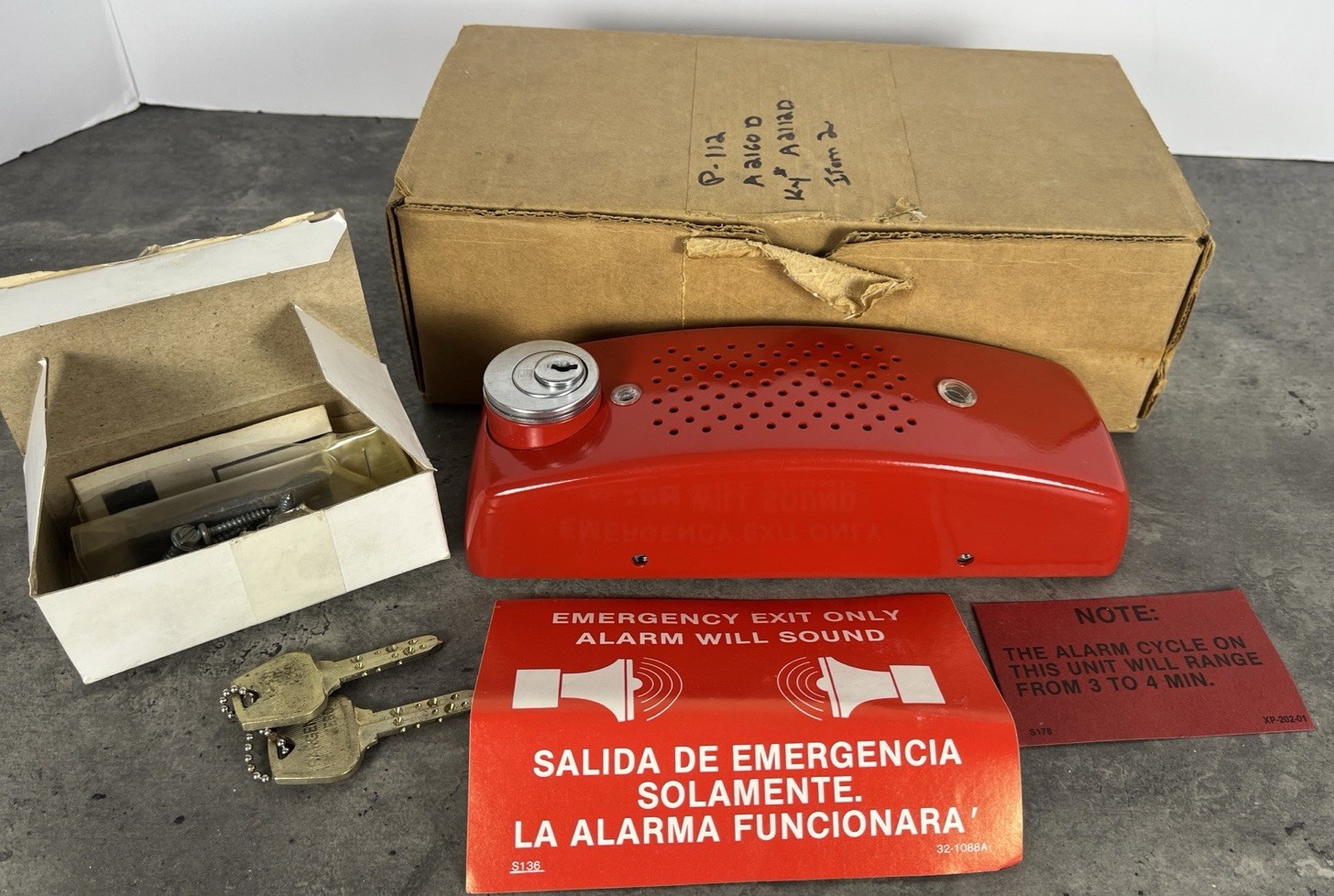 NOS Sargent 550 Series Exit Alarm “ Red “ 41-26D 45EB033 Siren Alarm System