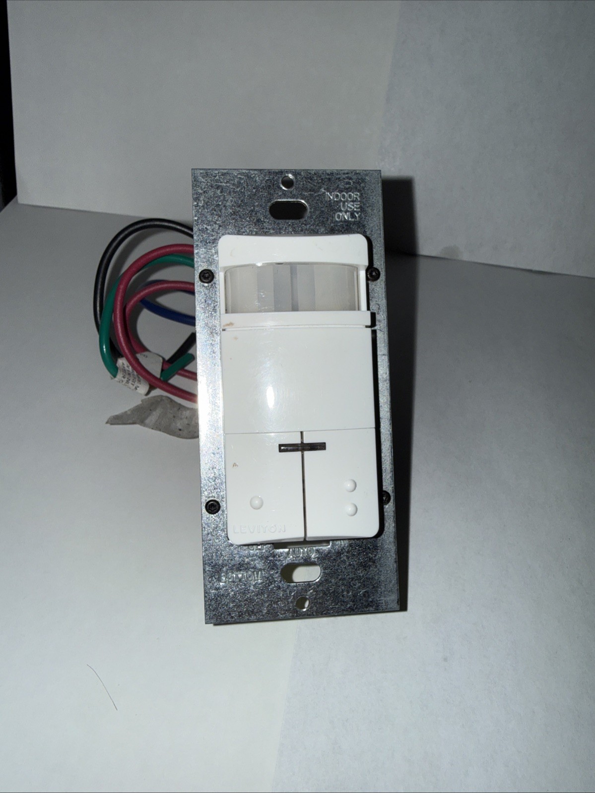 New Leviton ODS0D-IDG 120/277VAC Gray Decora Occupancy Sensor / Wall Switch