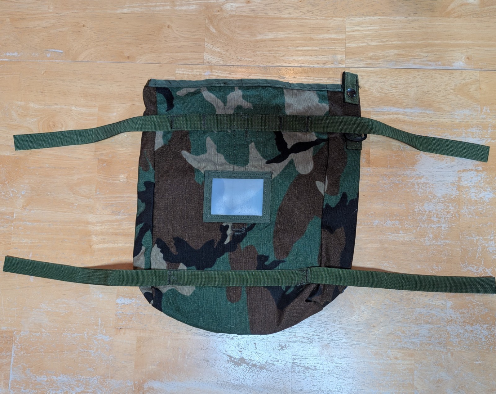 Molle II 2001 Woodland Camo Radio Pouch E12