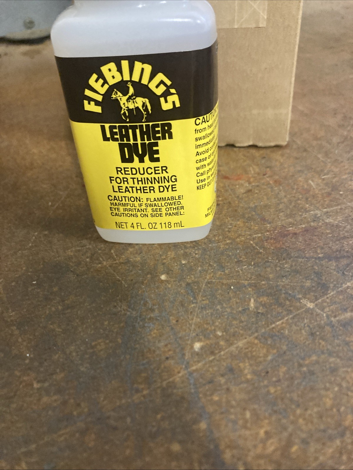 Fiebing's Professional Leather Dye REDUCER for Thinning Leather Dye  4 oz