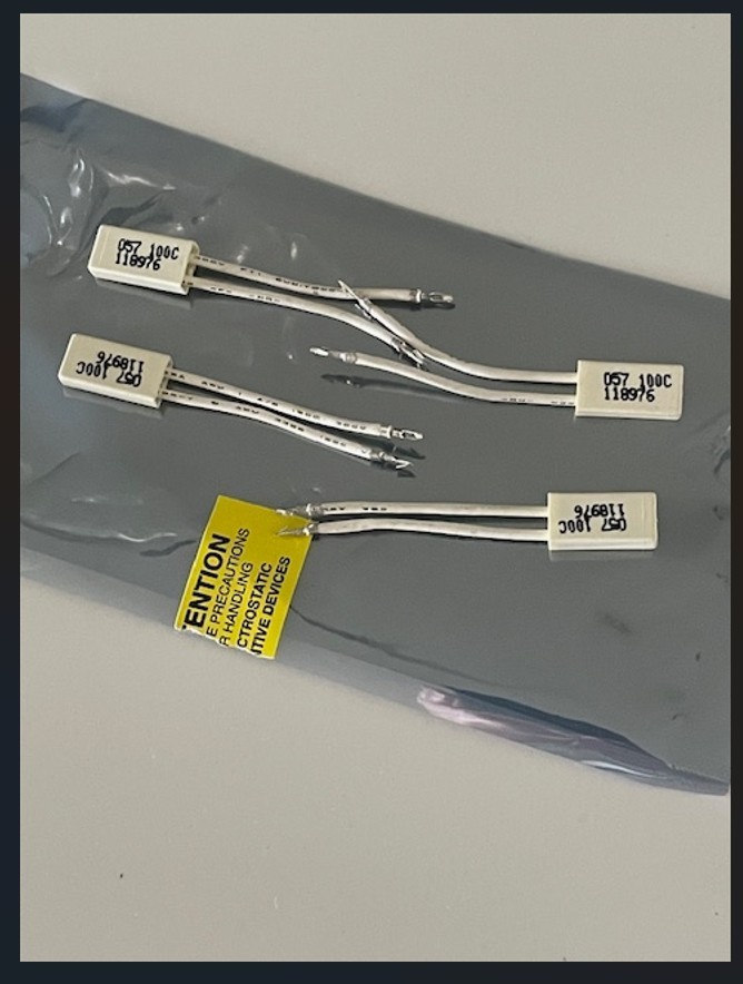 NEW!! 4 x Lot!! Limitor T160 Thermal Protector Switch - 100C (212F) - N.O.