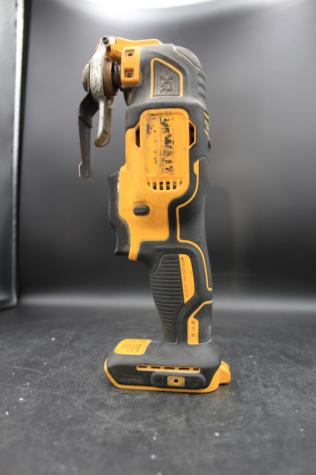 DEWALT DCS355 20V CORDLESS MULTI-TOOL