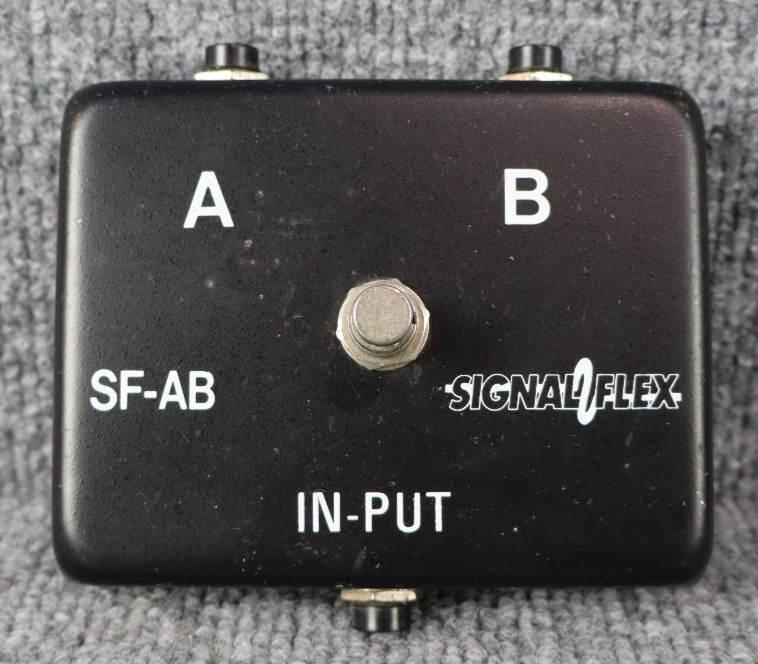 Signal Flex SF-AB Black A / B Switch