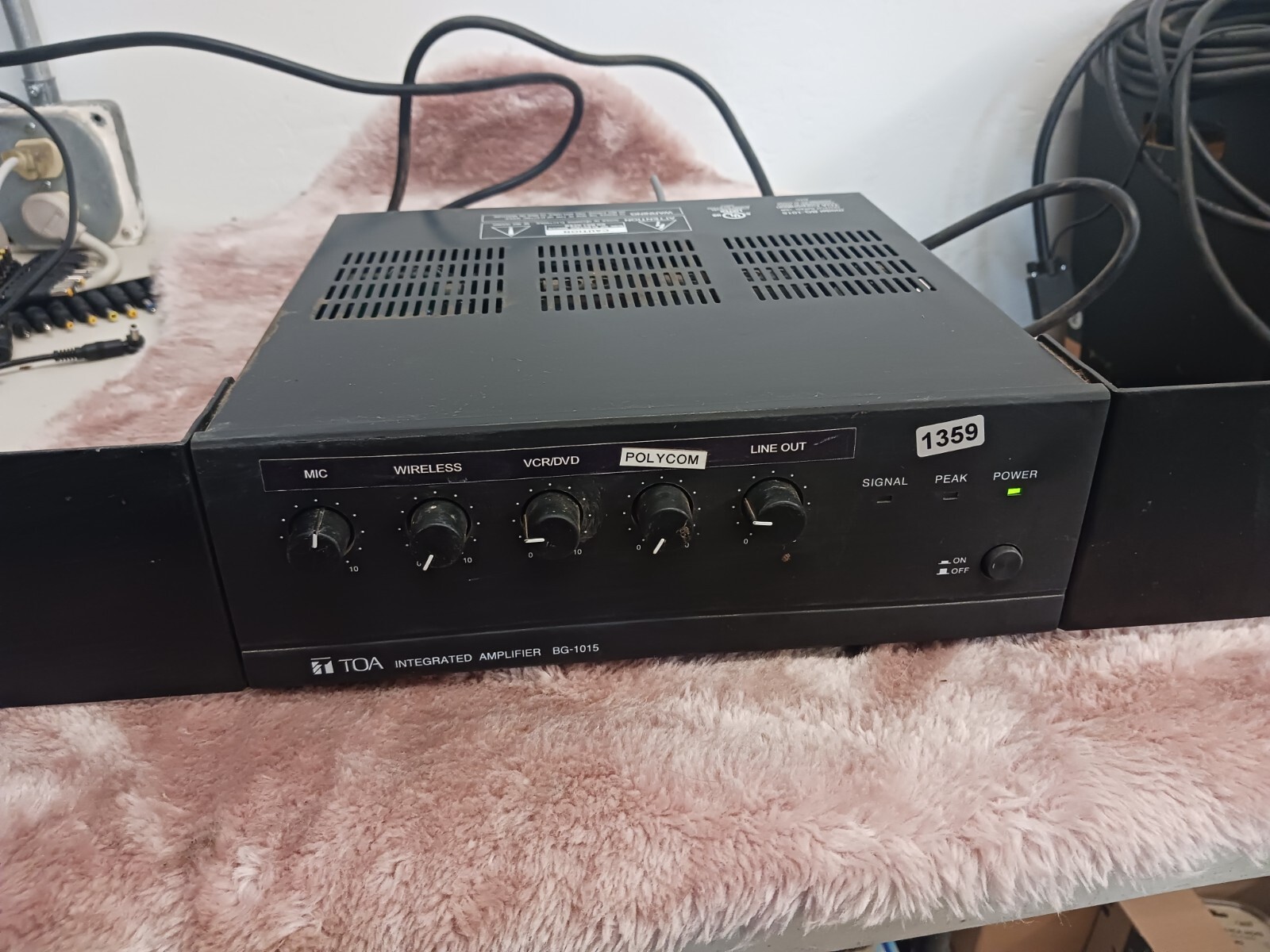 TOA Intergrated Amplifier BG-1015