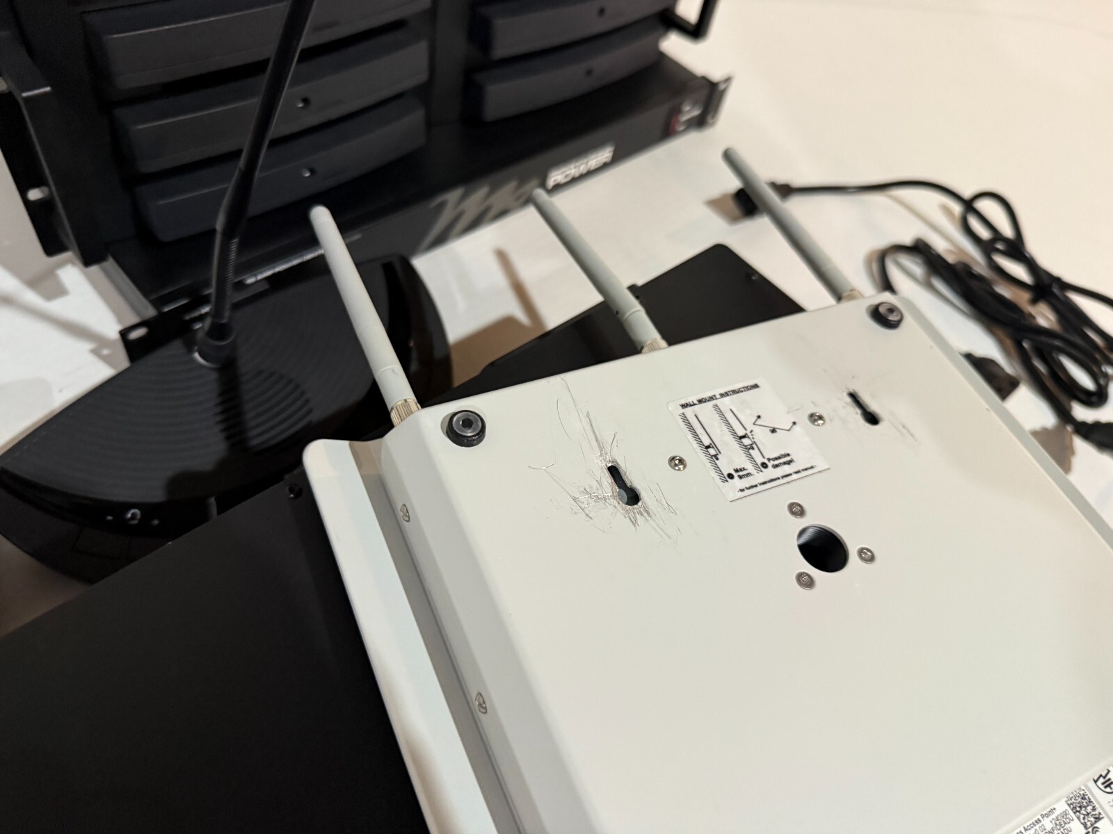 Televic Confidea Wireless Conference Microphone System