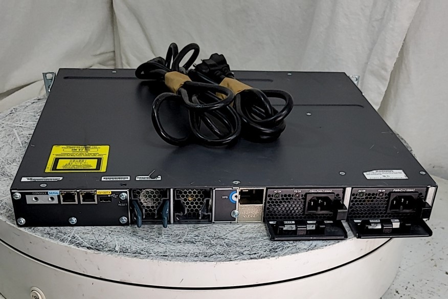 CISCO WS-C3560X-24PS-S Network Switch 24-port SEE NOTES