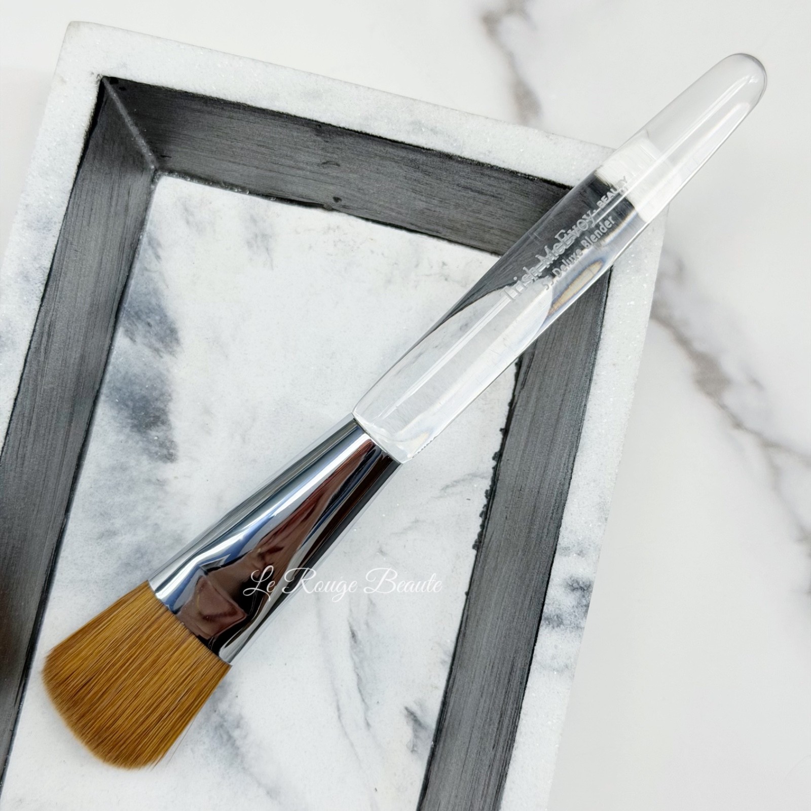 Trish McEvoy 55 Deluxe Blender Brush - Synthetic Fiber New Version