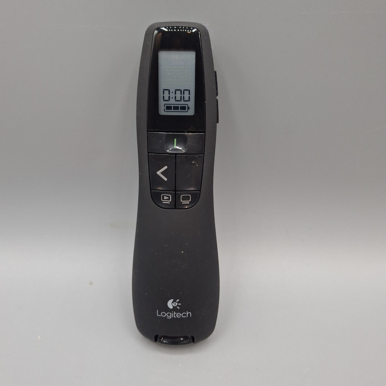 Logitech R800 Series LCD Laser Presentation Remote, Dongle & Case, Tested/Works