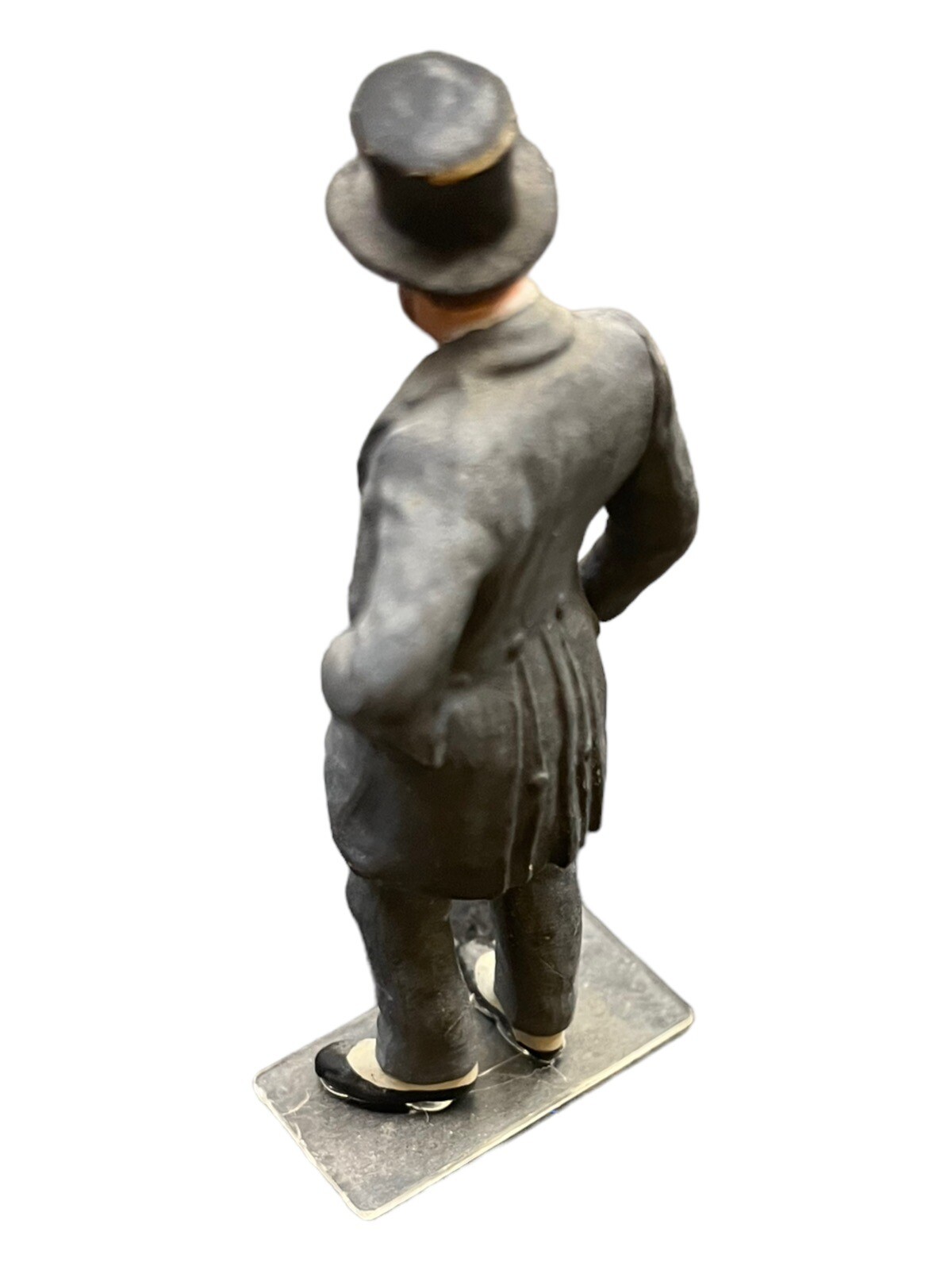 Preiser 1:22,5 Citizen With Hat and Umbrella, Railway Figure
