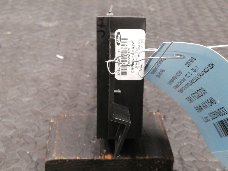 Chassis ECM Temperature Center Dash Fits 09 MKS 1969085