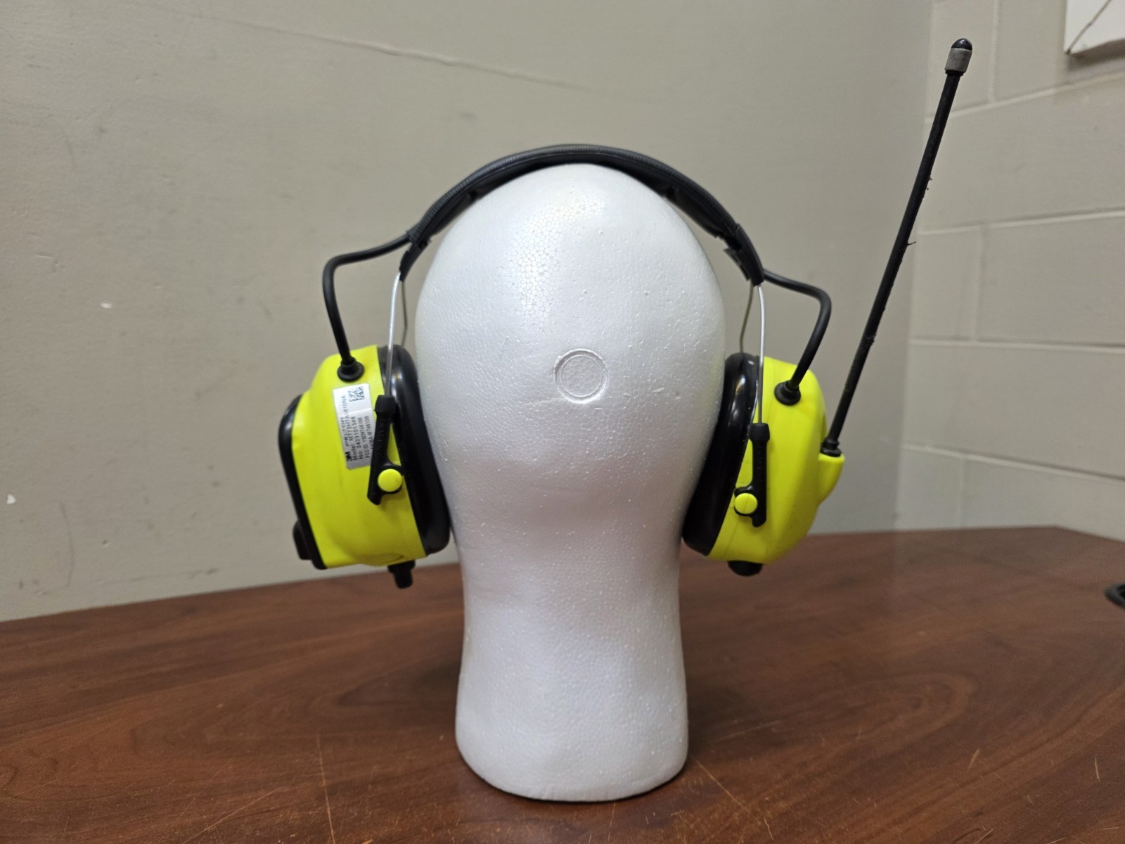 3M PELTOR LiteCom Plus Headset MT73H7A4610NA