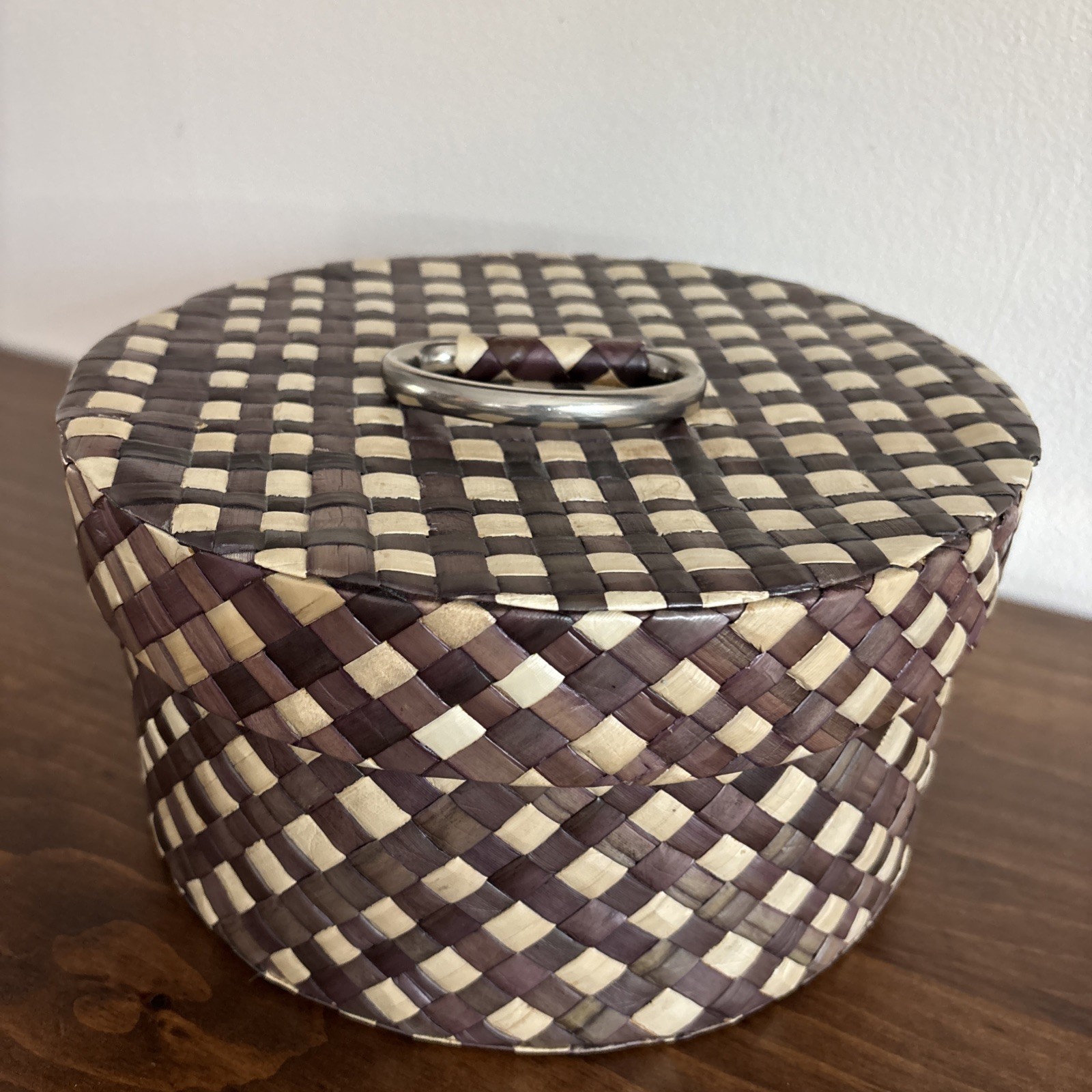 Handwoven Lidded Basket with Handle Checked Pattern