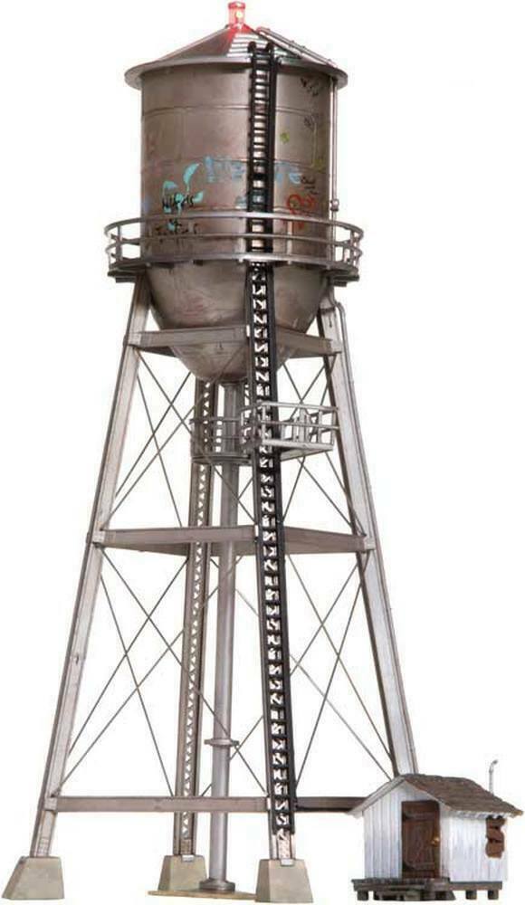 Woodland Scenics ~ N Scale ~ Built & Ready Rustic Water Tower ~ Lighted ~ BR4954