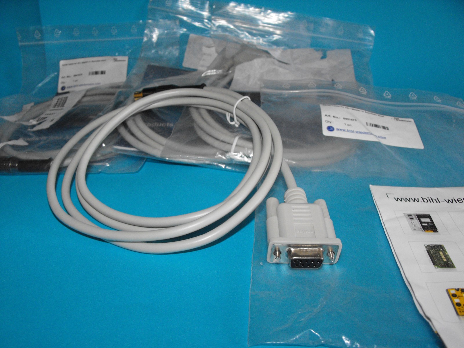 Bihl-Wiedemann BW1575.SERIAL CABLE,D-SUB DATA CABLE 9-PIN,MINI-DIN PLUG 6PIN.NEW