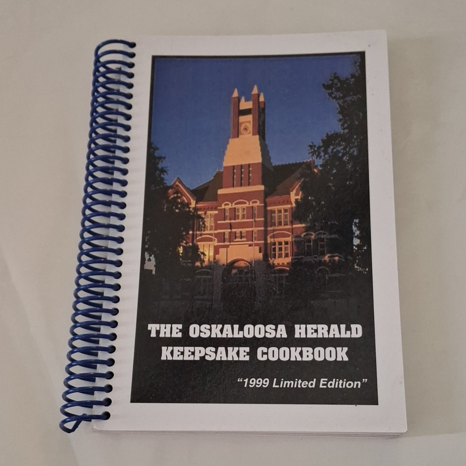 The Oskaloosa Herald Keepsake Cookbook 1999 Limited Edition Spiral Bound