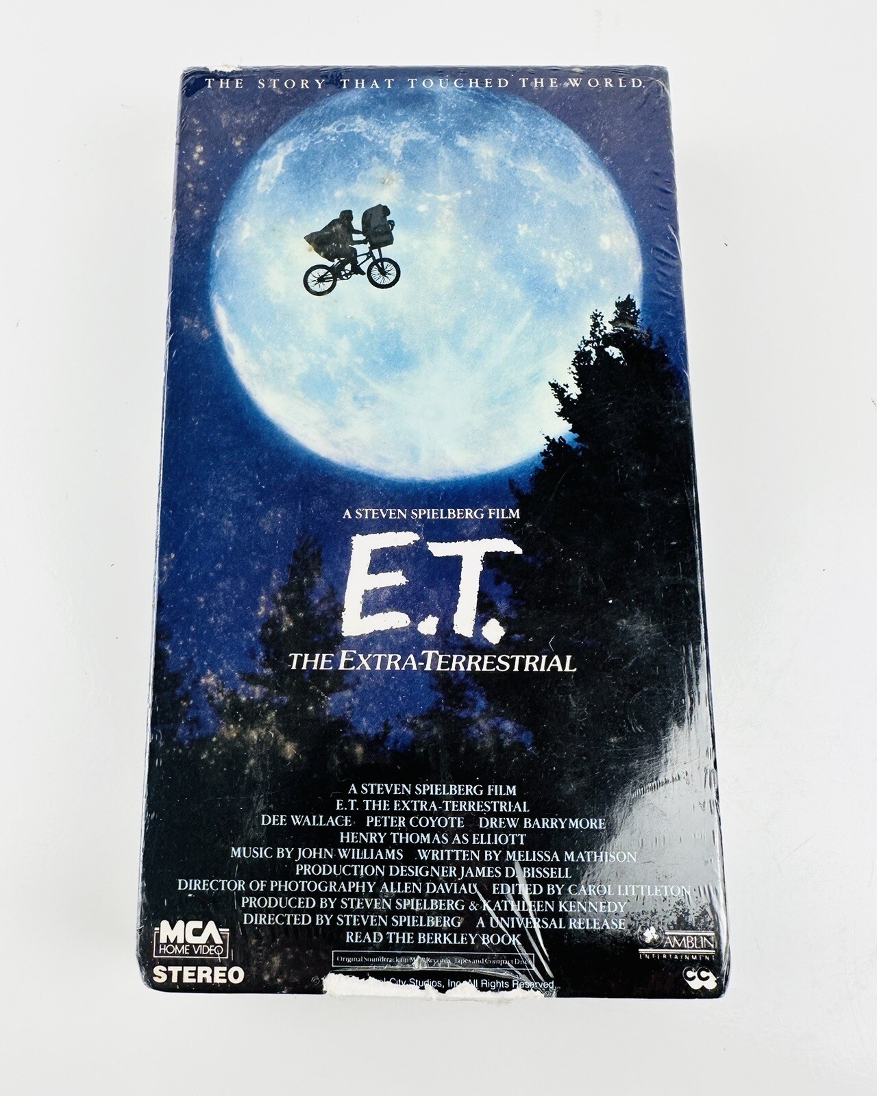 E.T. The Extra-Terrestrial (VHS, 1982) MCA Green Flap  NEW & SEALED Ships FREE