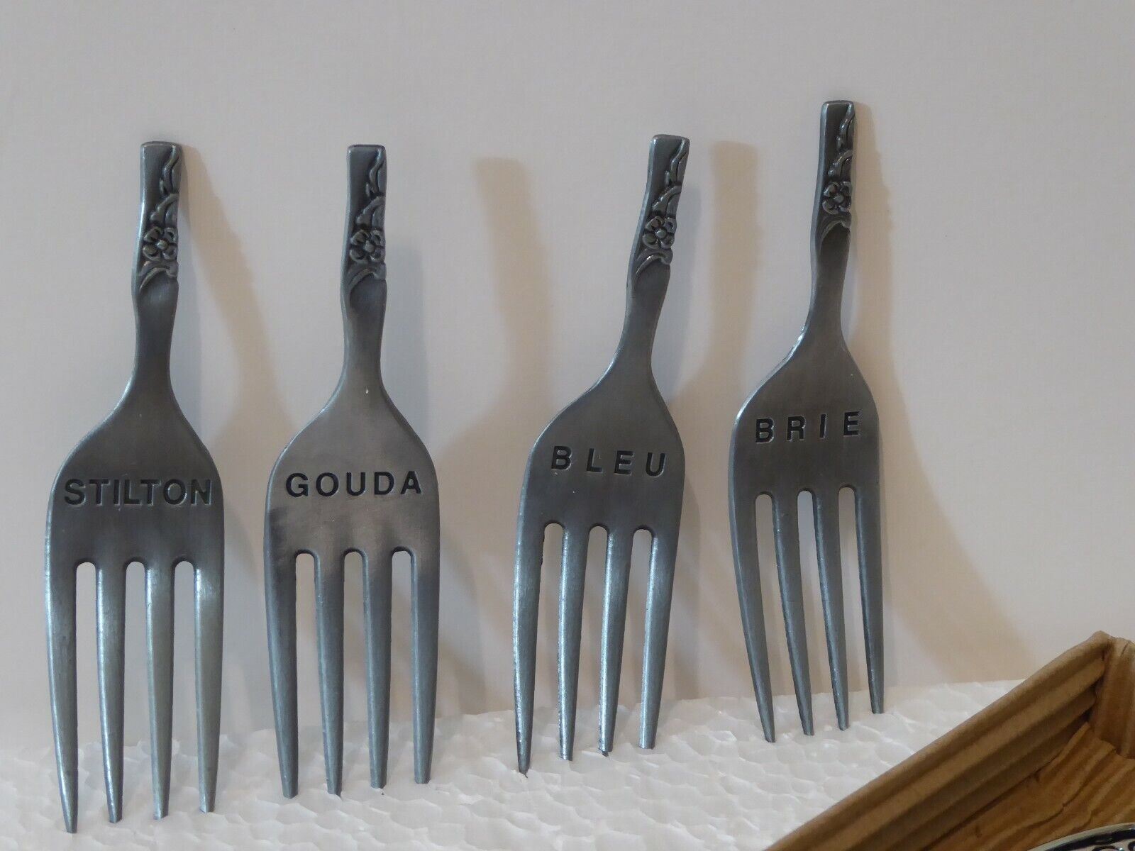 Thirstystone (2) H Monogram Dip/Cheese Spreaders (4) Fork Cheese Marker (S2