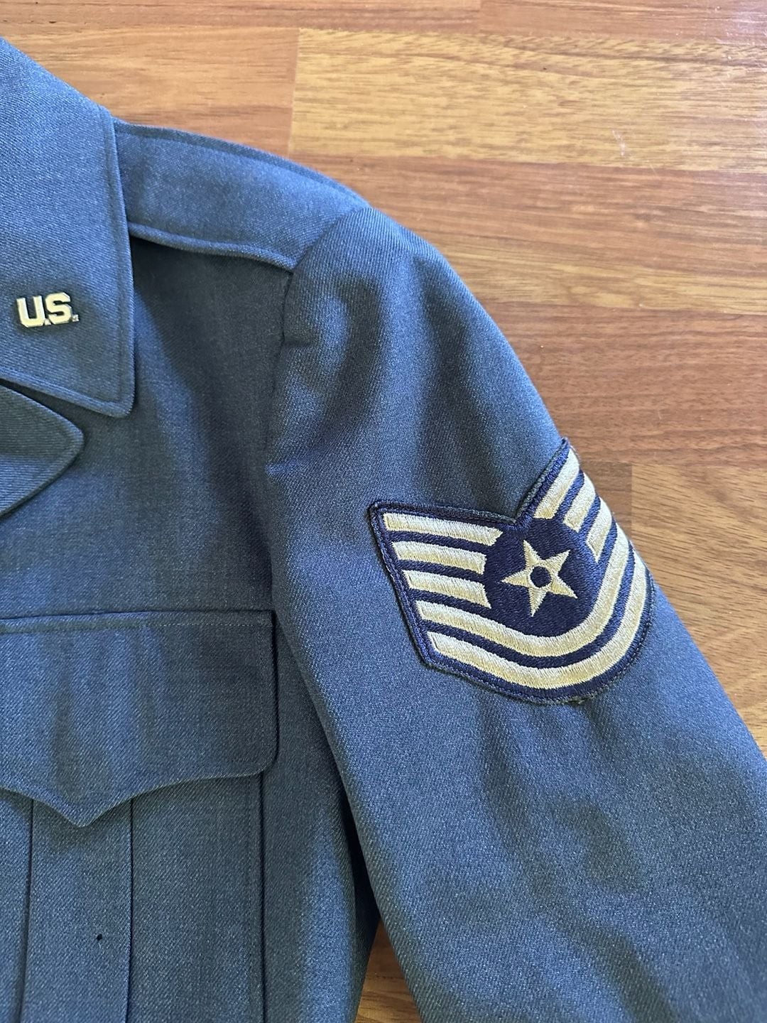 USA AIR FORCE IKE BOMBER JACKET WINTER BLUE SHADE 84 MODEL SIZE SMALL