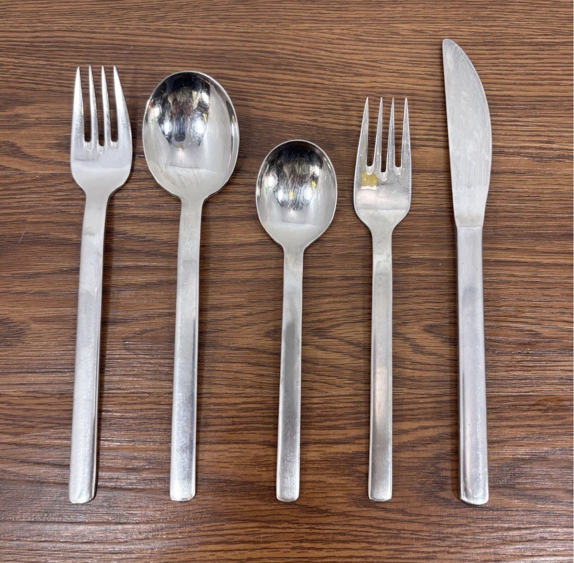 WMF Cromargan RENO Stainless Flatware 5 X Pieces (1 X Place Setting) - Korea