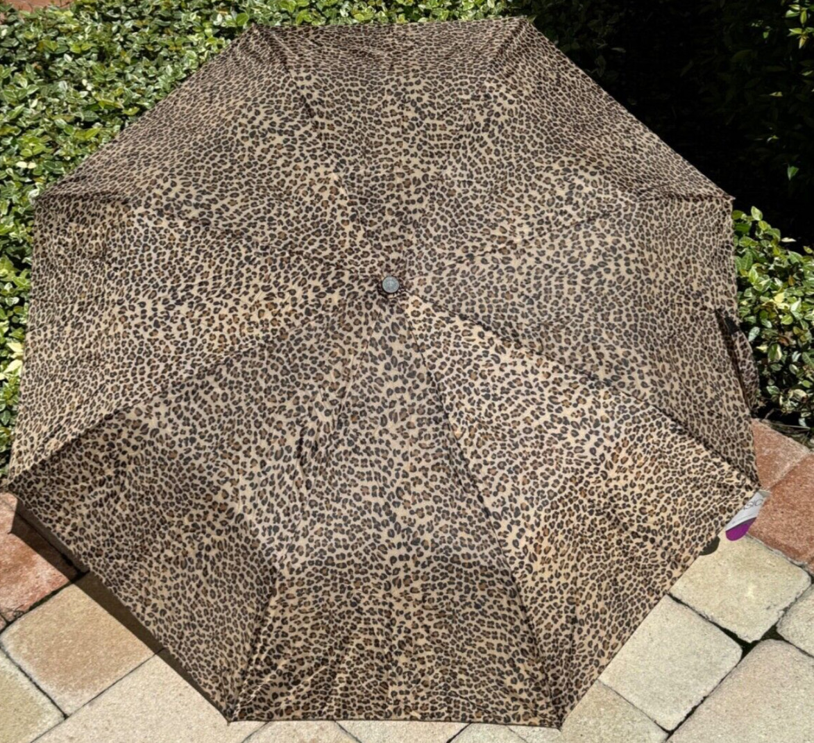 TOTES  UMBRELLA  ANIMAL PRINT BROWN BLACK BASIC ONE PUSH TO OPEN  NWT