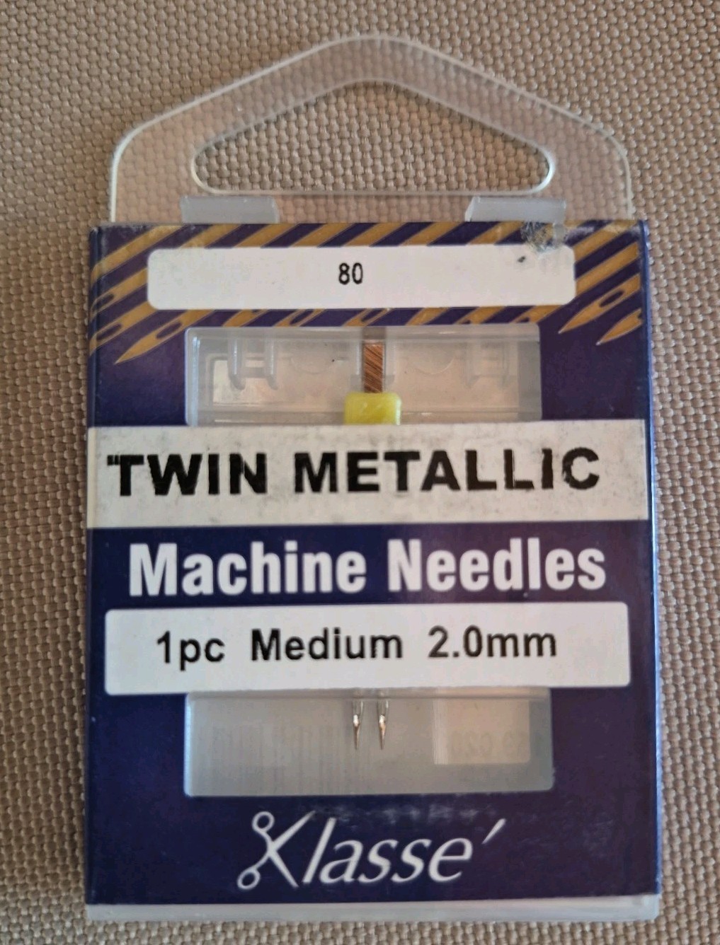 Klasse Twin Metallic Needle 1pc Medium 2.0 0mm NOS