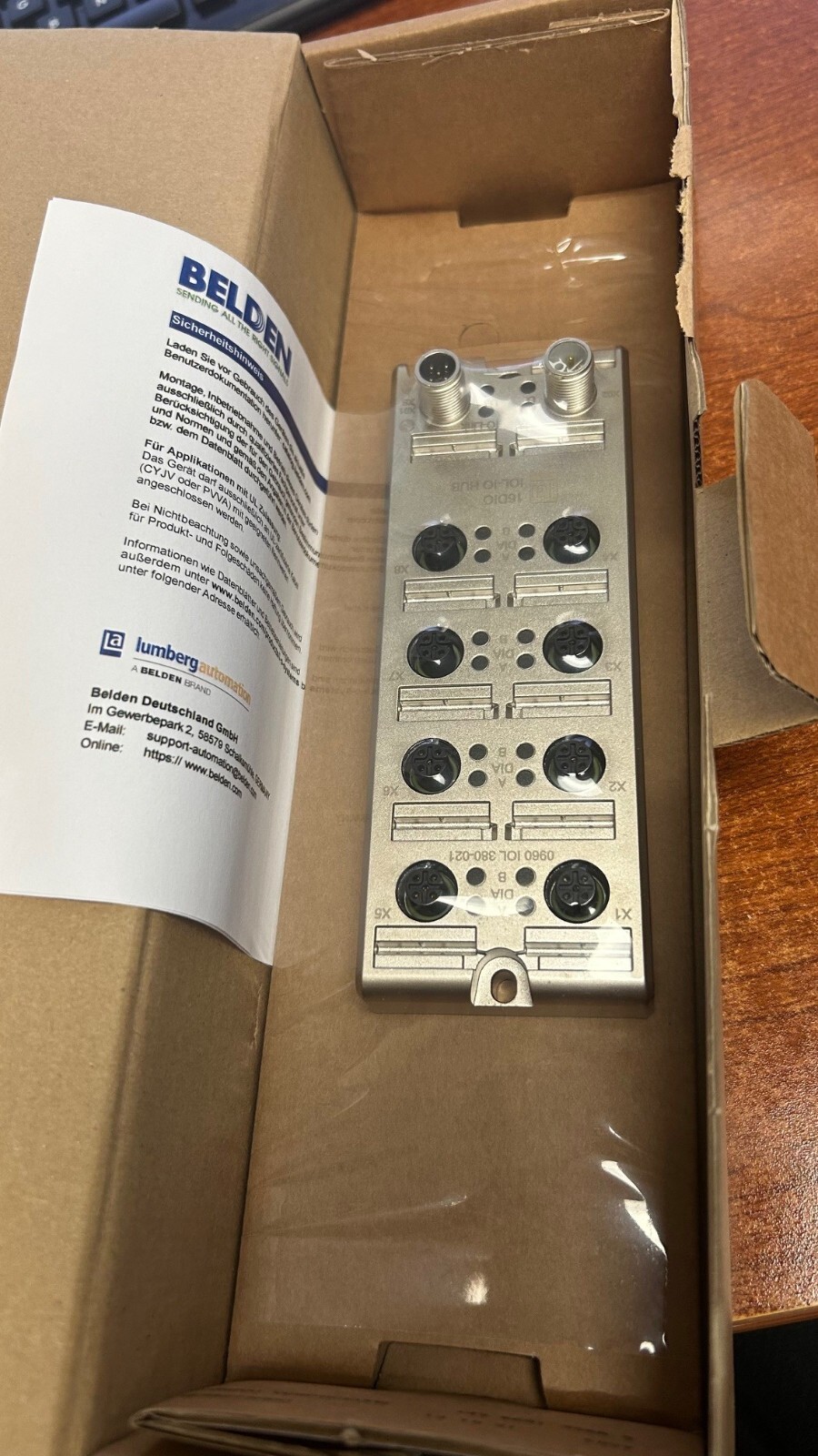 Lumberg Automation LioN-P active IO-Link I/O Hub, 16DI/DO 0960 IOL 380-021