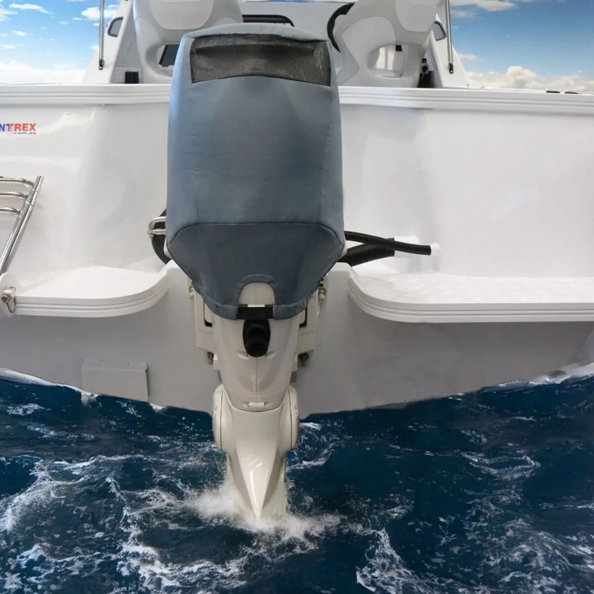 Oceansouth Vented Cover for Evinrude E-TEC 3 CYL
