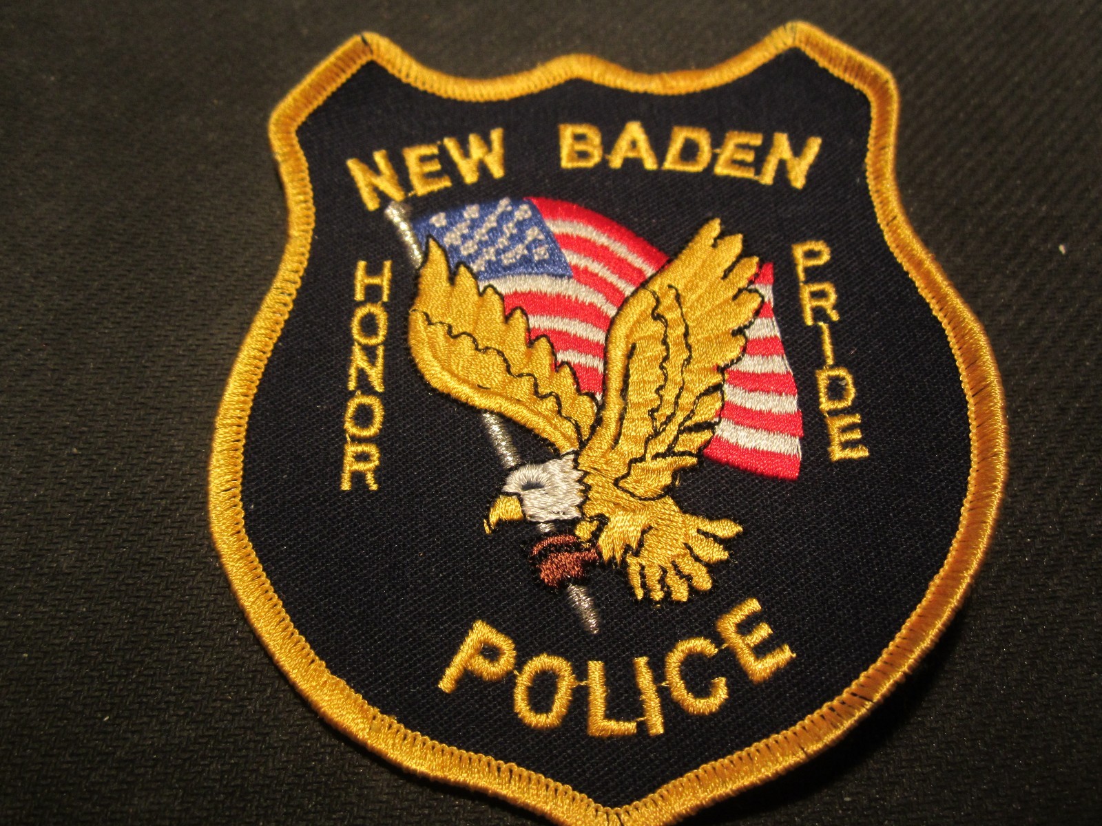 NEW BADEN  IL POLICE PATCH