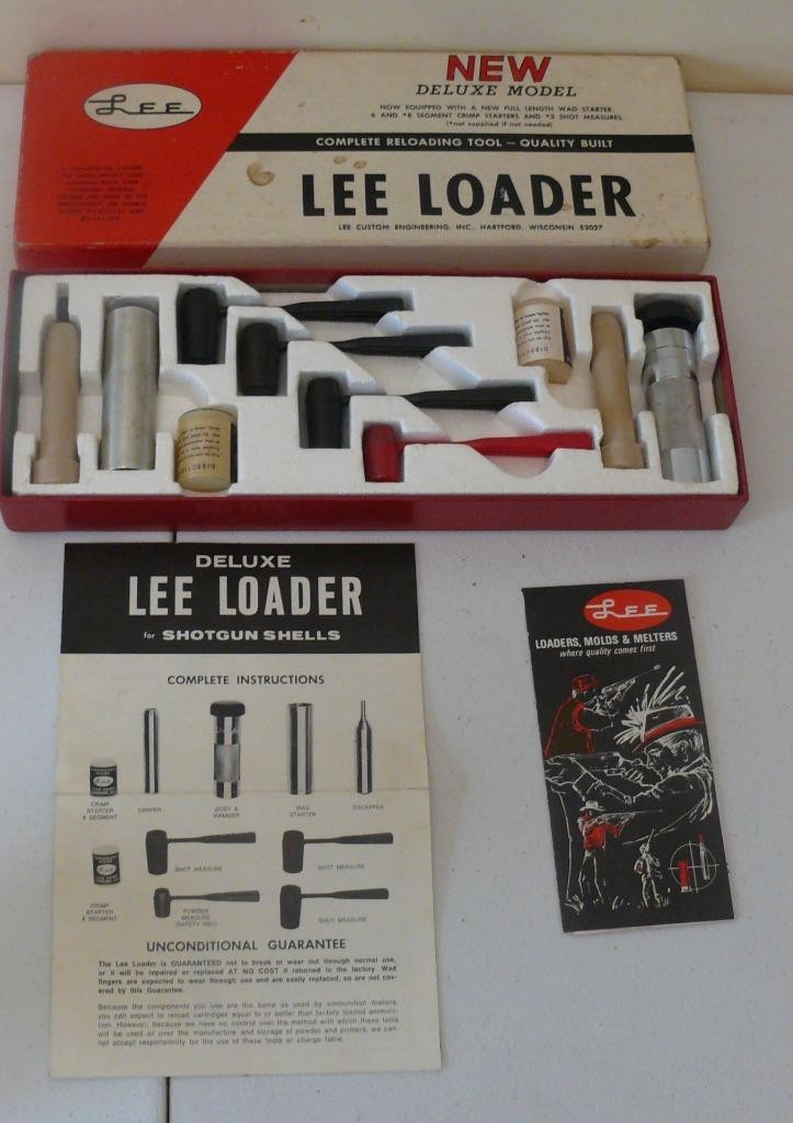Lee Loader Deluxe Model 16 gauge shotgun hand reloading tool kit
