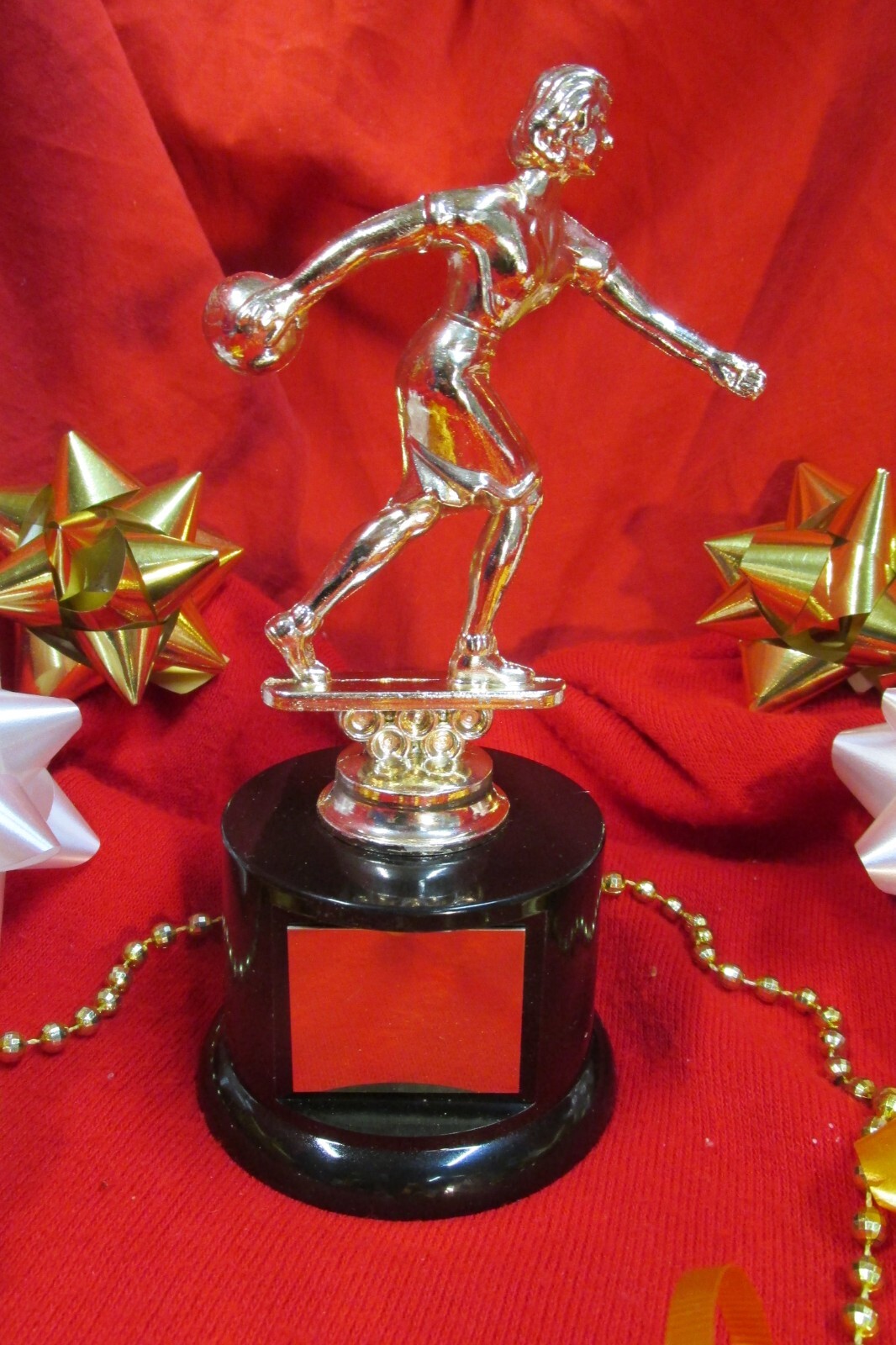BOWLING Metal Figure Trophy Award-F girls, w/Brass Plate, Black Base FastShip #3