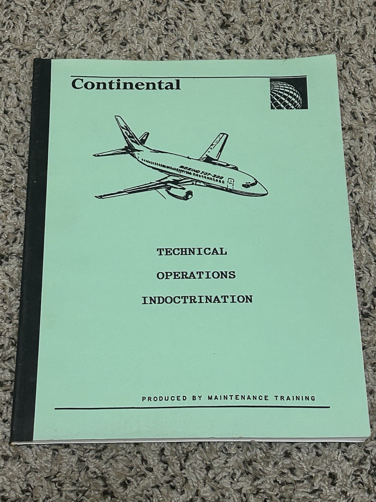 vintage continental boeing 737-300 technical operation indoctrination book 1997