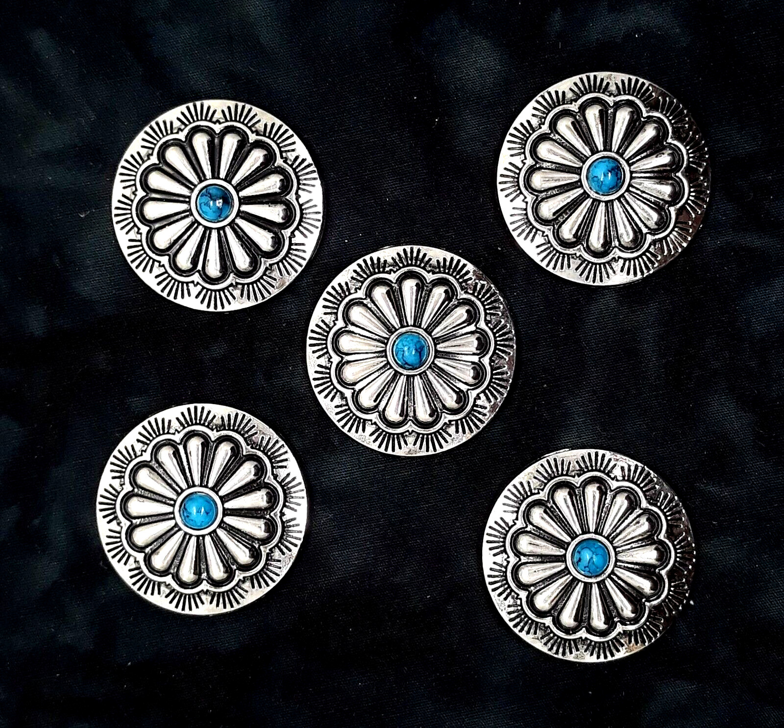 Southwest Native Style Flower Daisy #4 Concho  / Conchos 1 3/16 " Five Count