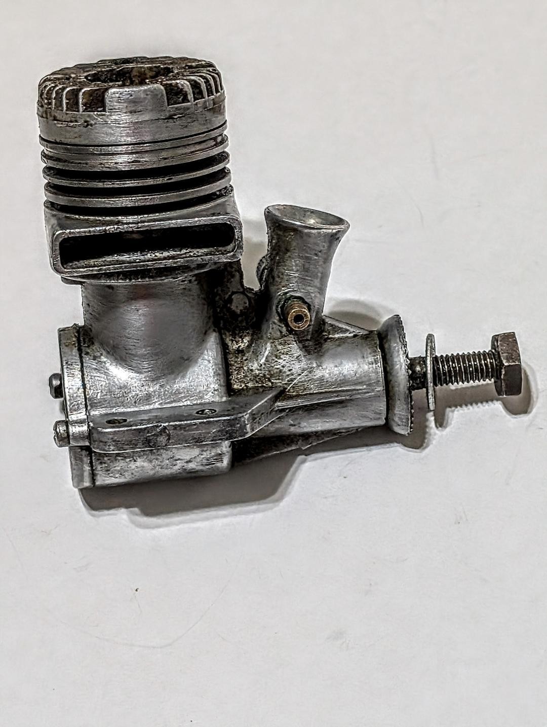 FOX .15 CONTROL LINE ENGINE, PRE-OWNED, GOOD COMPRESSION