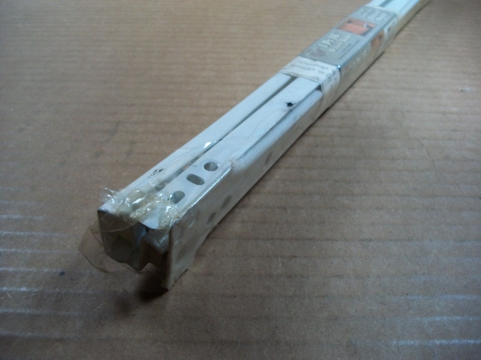 1 Pair Universal Craft ~ 16" Drawer Slides - White - Bottom Mount