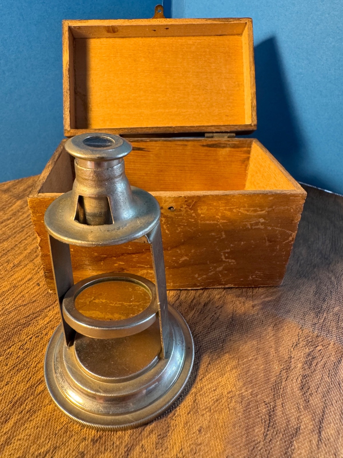 MUTOSCOPE WITH 16 original reel strips