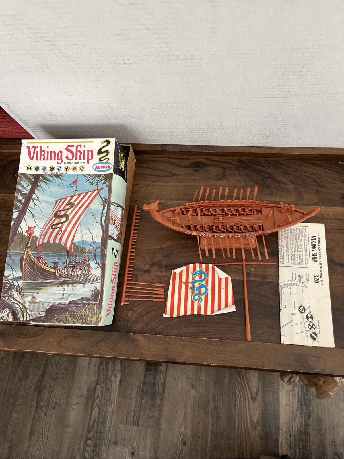 VTG AURORA PLASTIC MODEL KITS VIKING DRAGON SHIP 1972 (needs a little TLC)