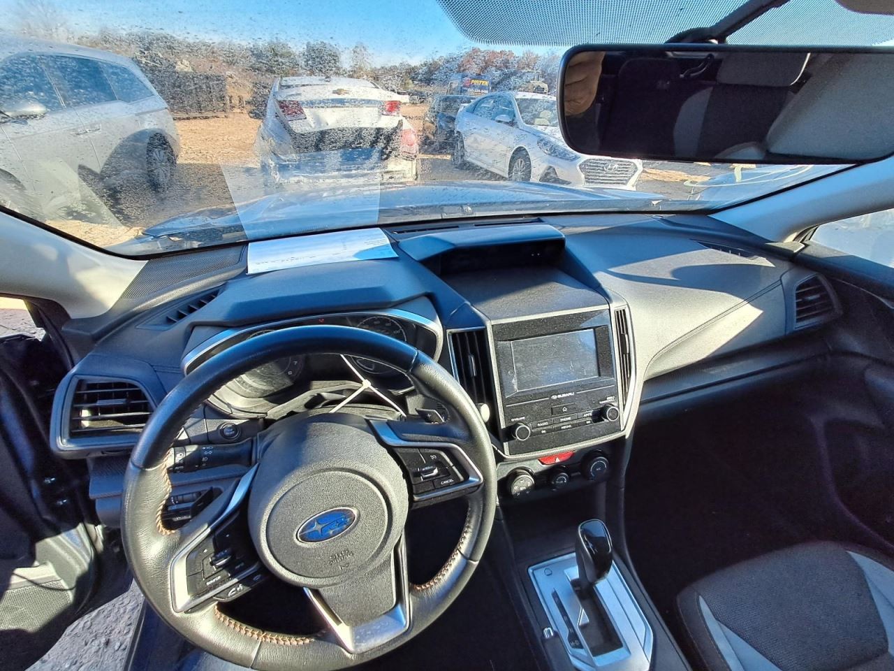 XV CROSST 2018 Glove Box 4856277