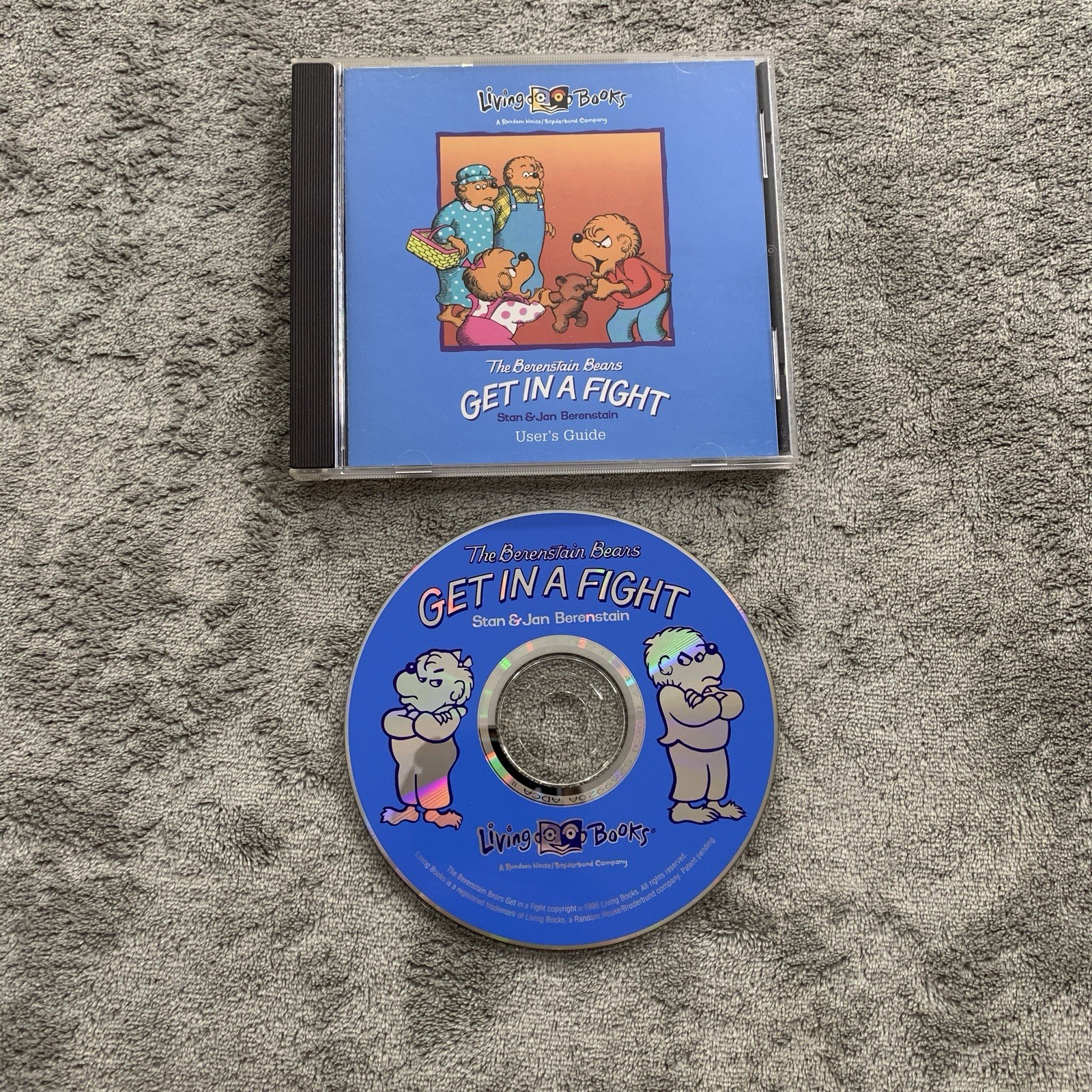 The Berenstain Bears Get in a Fight Living Books CD-ROM (Windows,MAC)