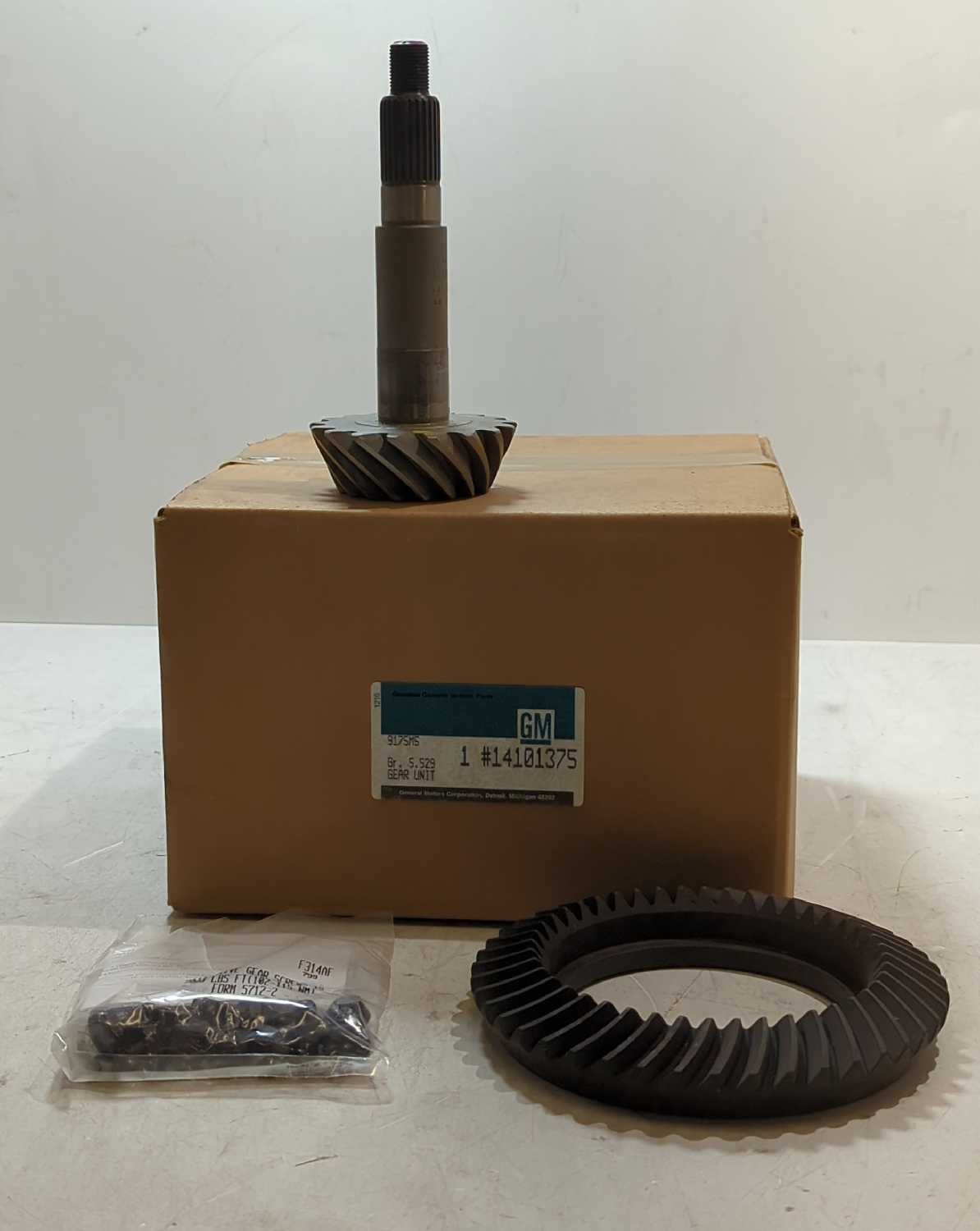 New OEM genuine GM Ring Gear & Pinion Kit 1984-1996 Corvette 2.59 Auto 14101375