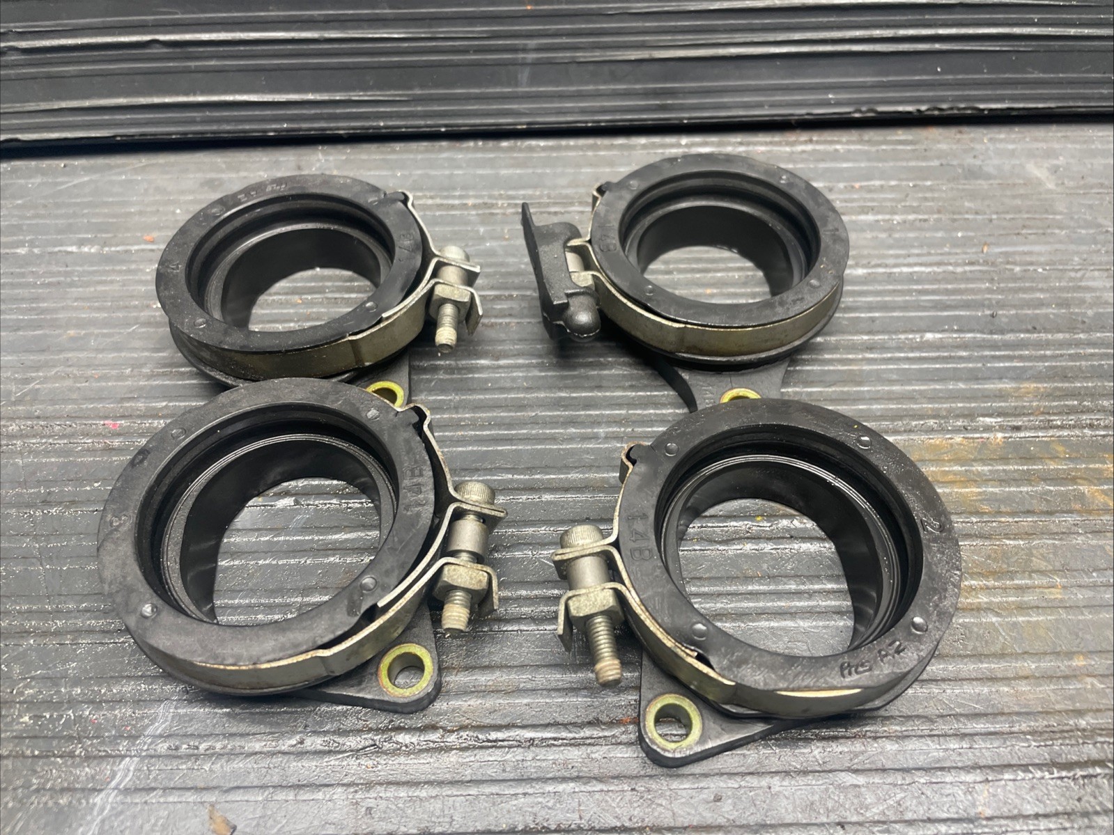 2011 Yamaha YZF R1 intake manifolds OEM #12425