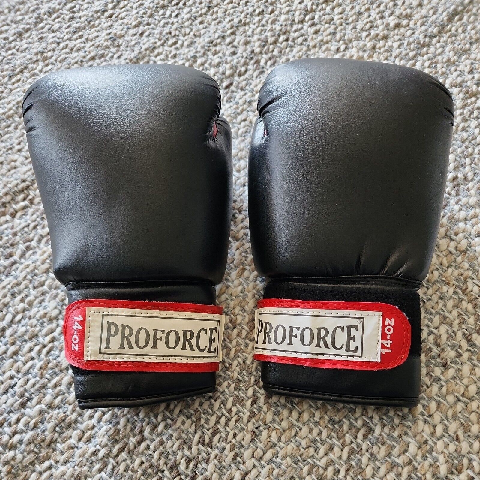 ProForce 14oz Adult Unisex Boxing Gloves Pre-Owned