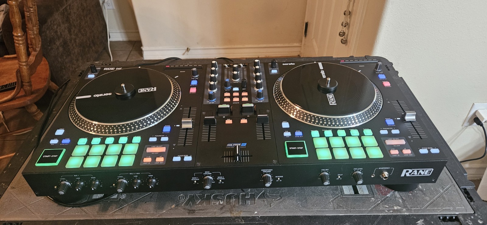 Rane ONE Double Deck DJ Controller, Motorized Platters, Serato, Tabletop