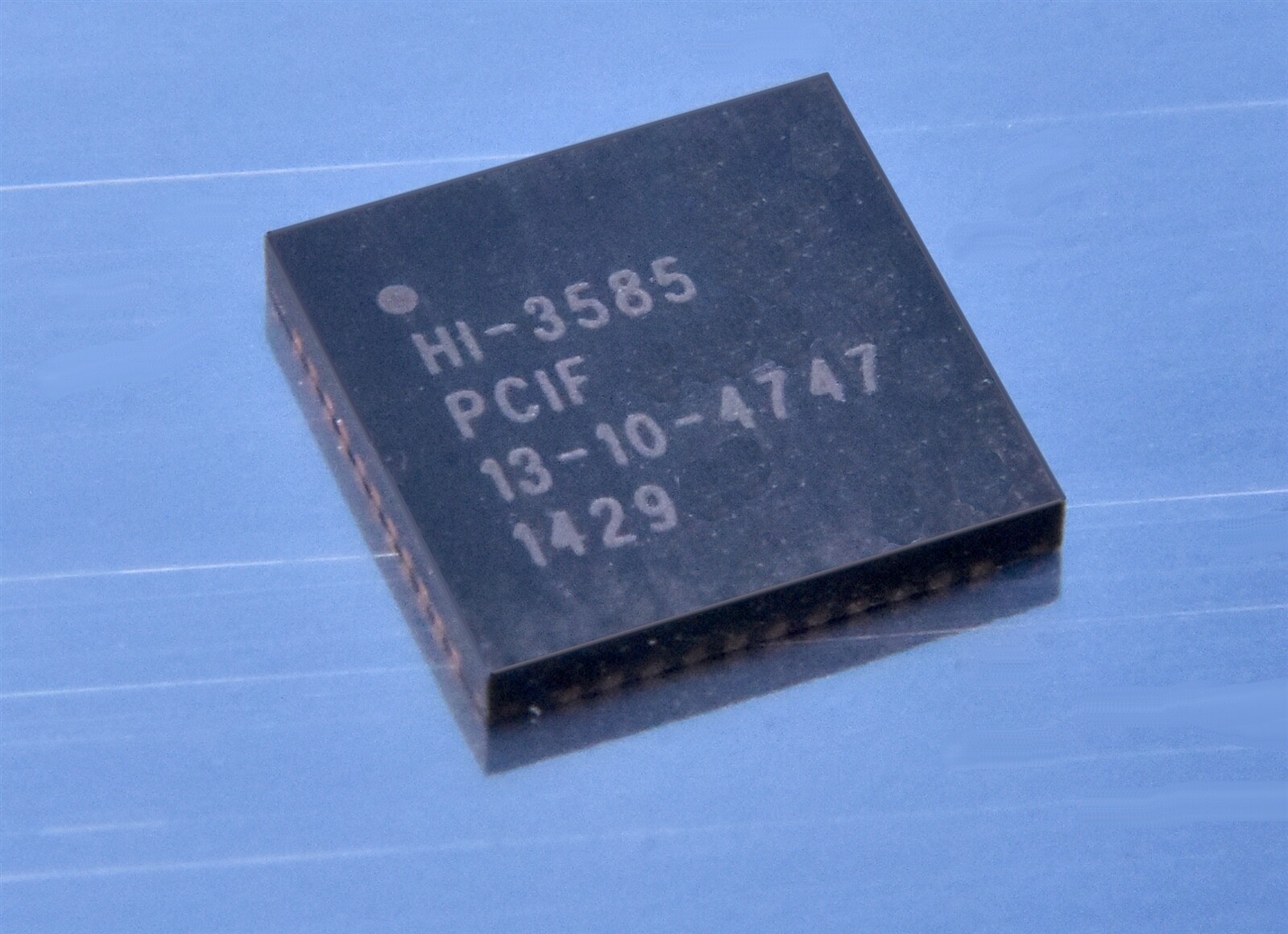 Holt HI-3585 ARINC 429 Transceiver w/ Serial Peripheral SPI Bus Interface