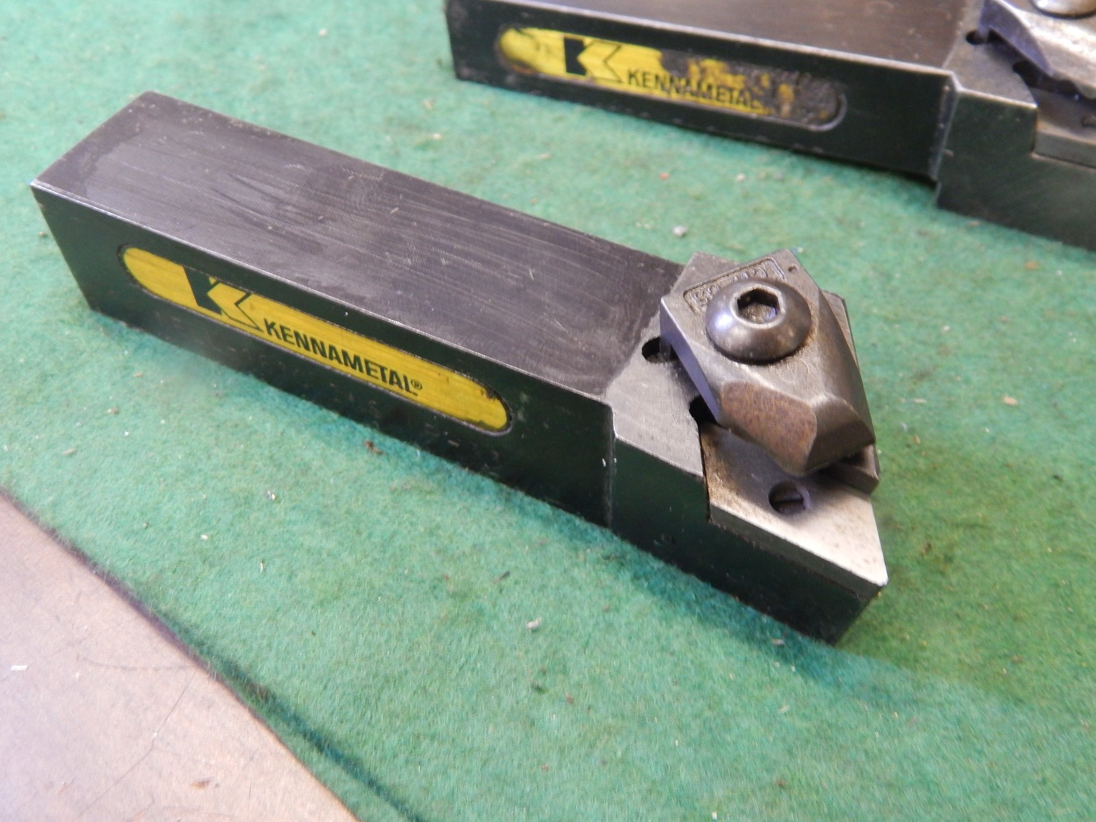 Kennametal 1.0" Square Shank Indexable Insert Facing Turning Tool NELL 163C